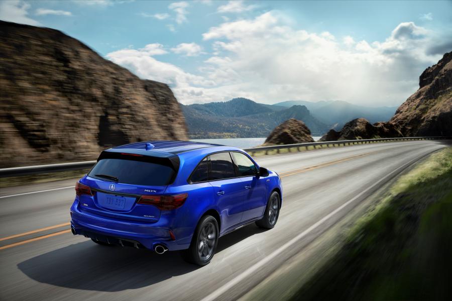  Acura MDX A-Spec (YD3) 2018 года  (фото 3 из 40)